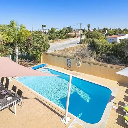 Beautiful Algarve 3 Bedrooms Amarela Private Pool & 10 Minute Walk From Beach Carvoeiro Villa Carvoeiro (Lagoa)