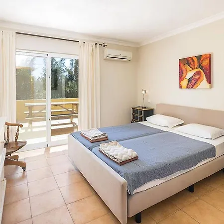 Villa Beautiful Algarve 3 Bedrooms Amarela Private Pool & 10 Minute Walk From Beach Carvoeiro Carvoeiro (Lagoa)
